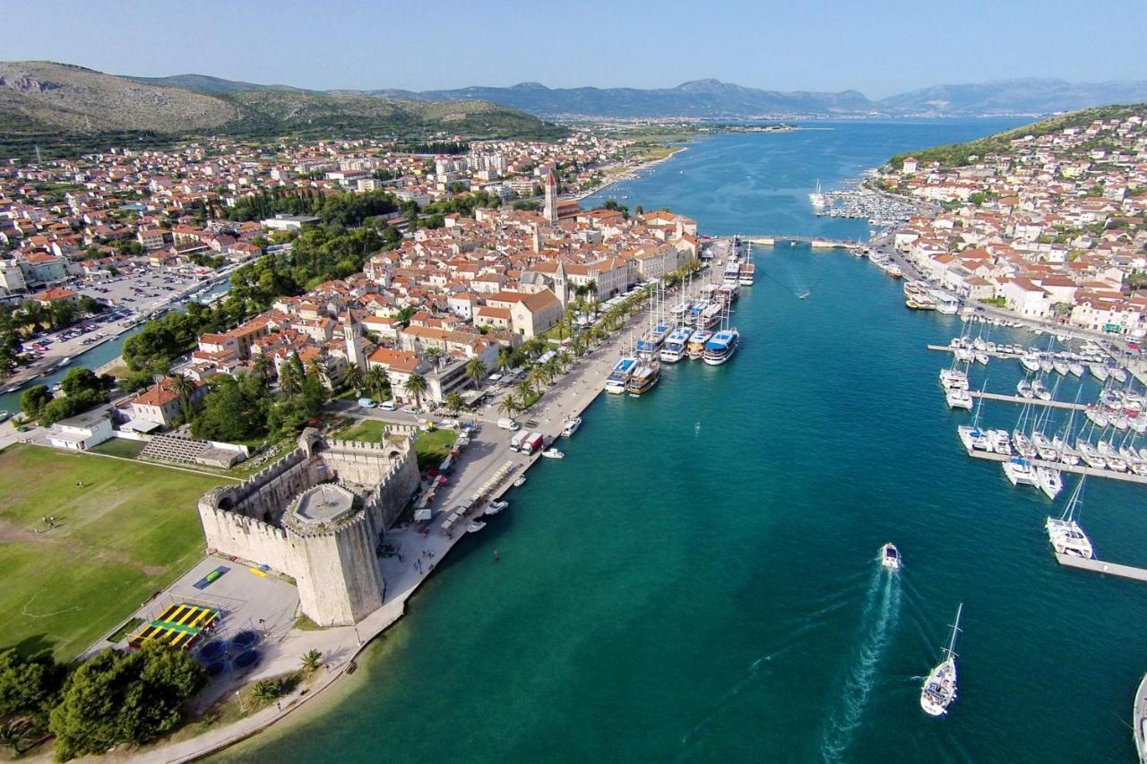 Rooms With A Parking Space Trogir - 17442 Bagian luar foto